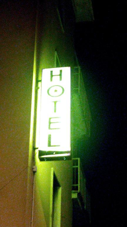 Hotel Violetta Parma Dış mekan fotoğraf